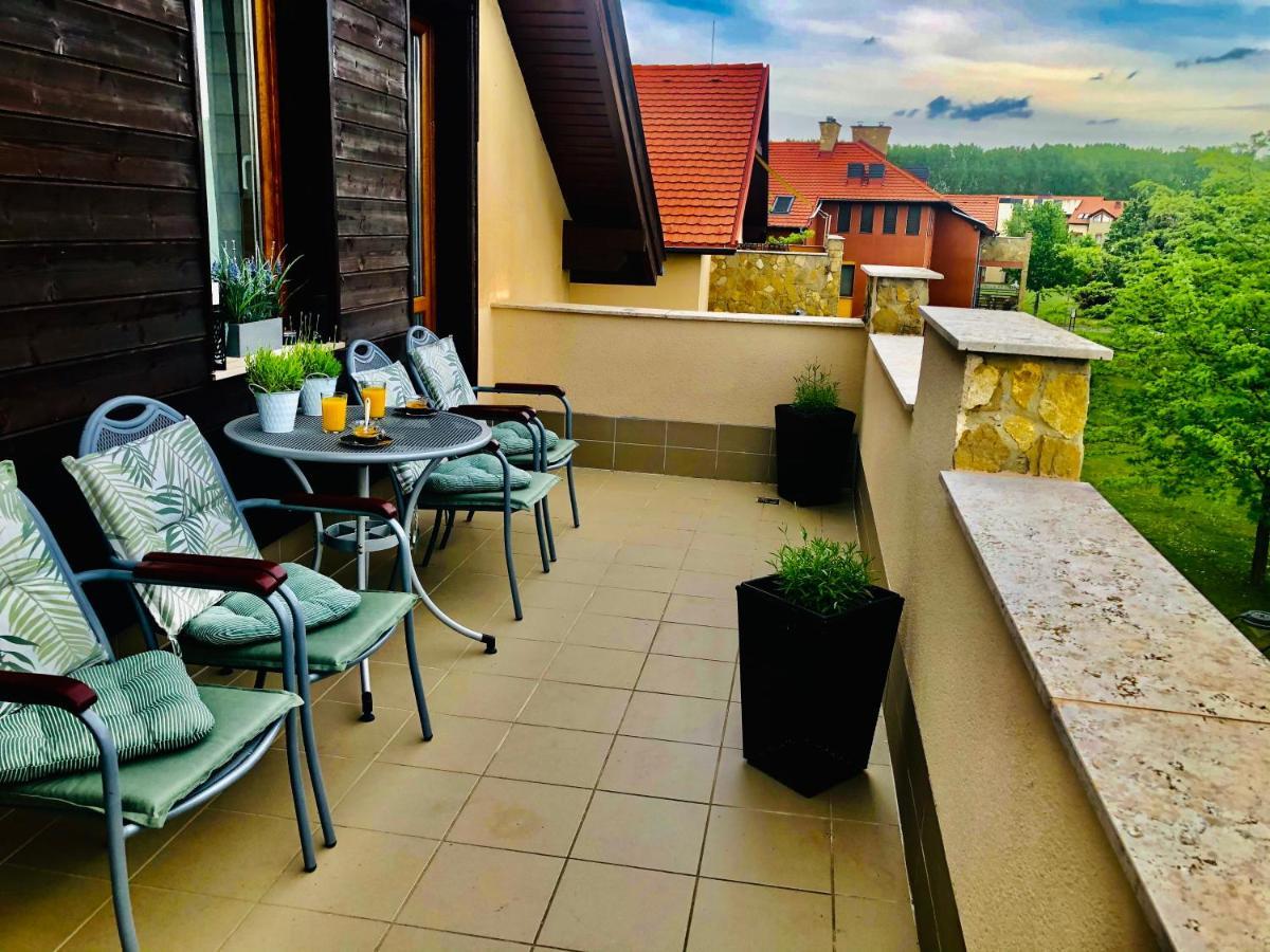 Birdland Apartman Бюк Экстерьер фото
